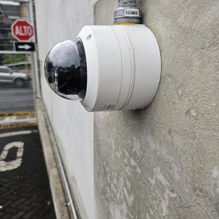 Cámaras de seguridad — fotografía 9